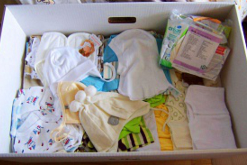 Magyarországon is bevezethetnék: hatalmas segítség a babavárásban a doboz