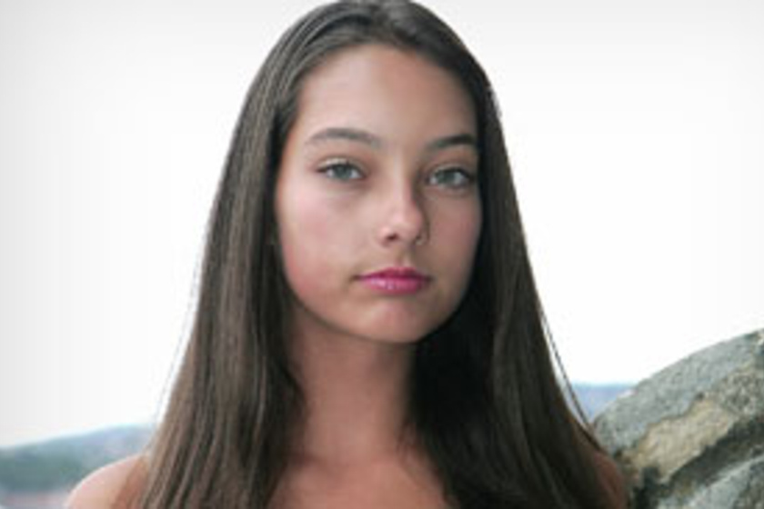 Kiszel Tünde lánya a nap szépe! A 14 éves Donatelláról ilyen fotók készültek