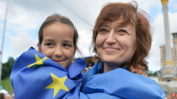 Az Európai Parlament megszavazta Ukrajna vízummentességét