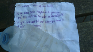 20 évvel később sértetlenül került elő az üzenet, amit egy 10 éves kislány dobott a tengerbe