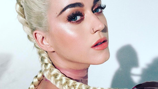 Katy Perry most Kim Kardashianná változott