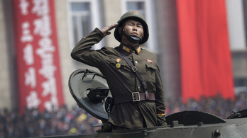 Észak-Korea egy kis lövöldözéssel ünnepelte a hadsereg napját