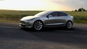 A Tesla nagyot kockáztat a Model 3 gyártásával