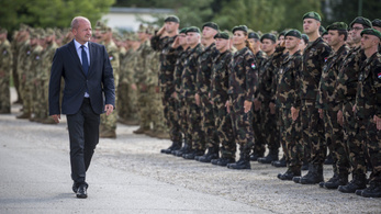 A kormány több magyar katonát küldene az Iszlám Állam ellen