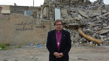 Keresztények, raus! Német ISIS-feliratokat fotózott a magyar püspök Irakban
