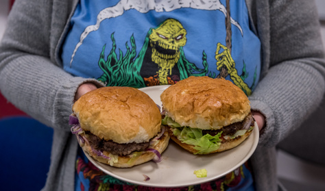 Teszt: megkóstoltuk a környék rendelős hamburgereit