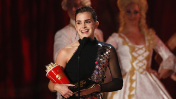 Emma Watson és egy meleg csók is történelmi díjat kapott