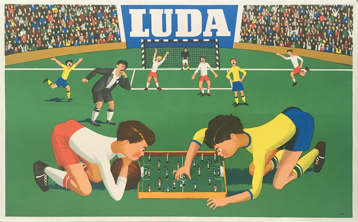 A Luda rugós foci a hatvanas, hetvenes években kultikus játéknak számított a gyerekek, főleg a fiúk körében. Sok gyakorlással egészen magas szintre lehetett a passz- és lövéstechnikát fejleszteni. Egyesek szerint a legprofibbak még csavarni is tudtak. A játékosokat a rugó ki- és betekerésével lehetett tuningolni. A régiségpiacokon gyakran felbukkannak a játék kisebb-nagyobb mértékben elnyűtt példányai
