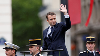 Macron átvette a hatalmat Franciaországban