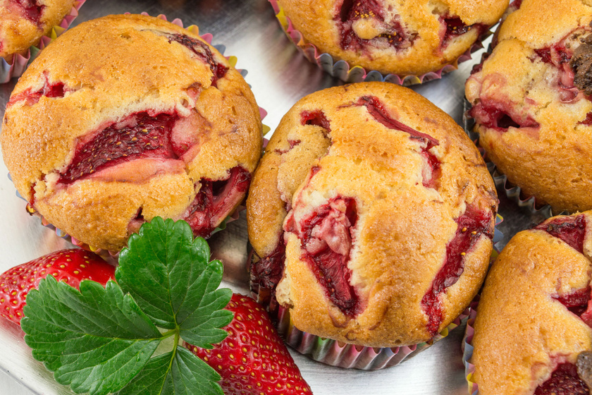 A muffintól a tortáig: a legfinomabb epres sütik