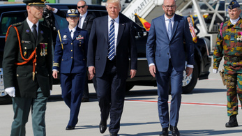 Trump megérkezett Brüsszelbe