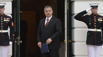 Lázár: Orbán nem találkozik négyszemközt Trumppal a NATO-csúcson