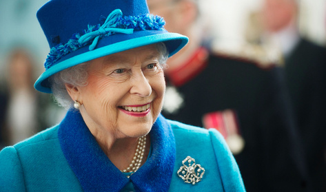II. Erzsébet a rendszerváltás óta ugyanazt a körömlakkot használja