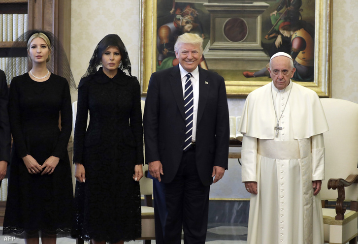 A Trump-család találkozása Ferenc pápával