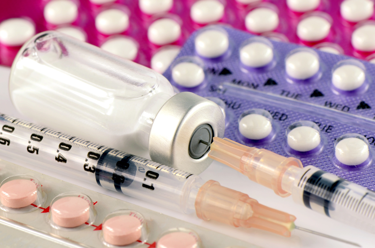 A fogamzásgátlók 10 leggyakoribb mellékhatása - HáziPatika