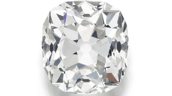 223 millió forintért kelt el a 30 évig bizsunak hitt gyémánt