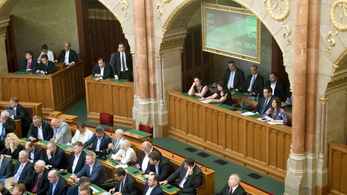 Elfogadta a 2018-as költségvetést a parlament
