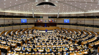 Egyetlen fideszes EP-képviselő sem árulta el, mire költi havi 1,3 milliós költségtérítését
