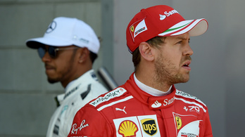 Vettel megalázkodott, felmentette Hamiltont, bocsánatért esedezett
