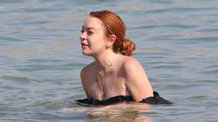 Lindsay Lohan is már csak egy átlagos nő a strandon