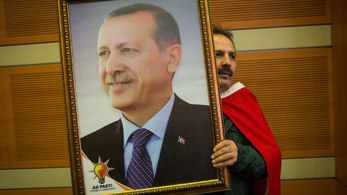 Erdoğan kockázatos trükkel kapta össze a török gazdaságot