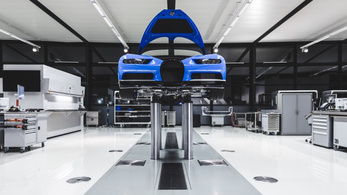 Bugatti: a Chiron után jöhet a hibrid