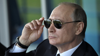 Putyin annyit mondott az oligarcháknak: 50 százalék, zsebbe