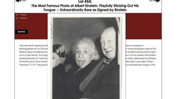 32 millió forintot ért Einstein ikonikus fotója