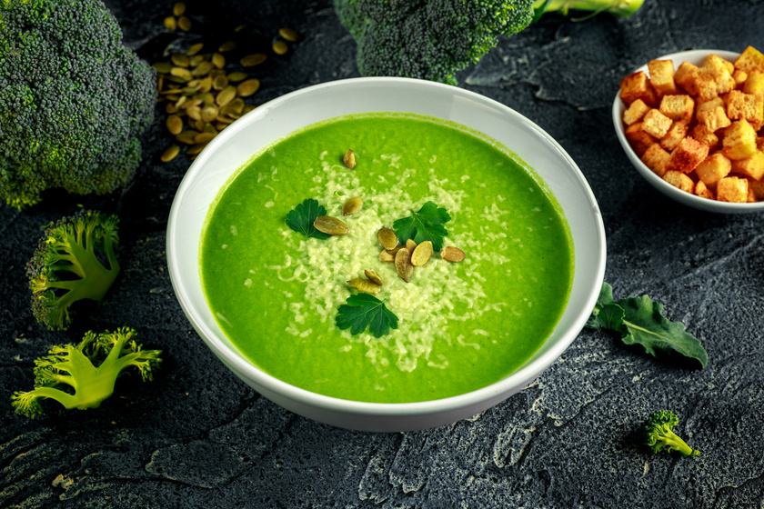 Laktató brokkolifőzelék 300 kalória alatt: eltelít, fogyaszt és finom