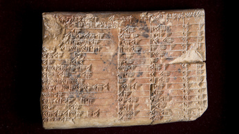 Babilónia köröket vert a görögökre matekban