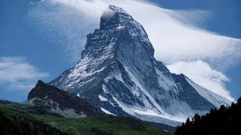 Lezuhant egy magyar turista a svájci Alpokban