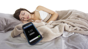 9 mobilalkalmazás, ami átsegíthet az ébredés viszontagságain