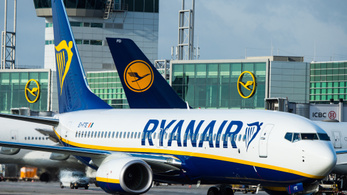 Újabb 400 ezer foglalást töröl a Ryanair