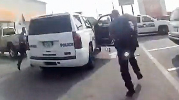 Kibújt a bilincsből és elhúzott a rendőrautóval a texasi nő