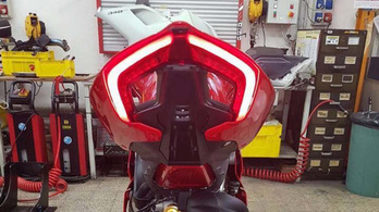 Nézzük meg alaposabban az új Ducati Panigale V4-et