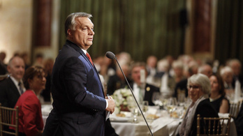 Orbán fontos dolgot tanult a világhírű kémikustól
