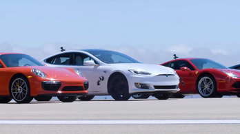 A Tesla minden autót lenyomott a világ legkomolyabb gyorsulási versenyén