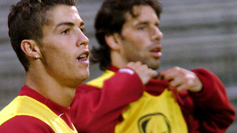 Ronaldo halott apjával viccelődött Van Nistelrooy