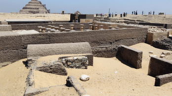 Egyiptomi királyné obeliszkje került elő Gízából