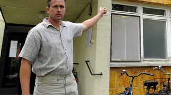 A szegvári polgármester a fiával és vadászokkal vett üldözőbe két bevándorlót