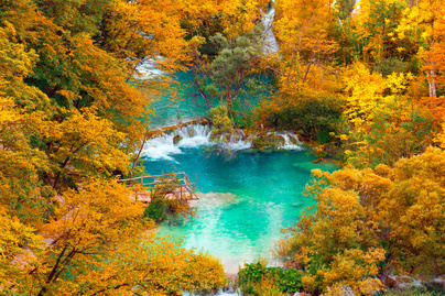 A Plitvicei-tavak ősszel: képeken mutatjuk, miért ilyenkor a legszebb a táj