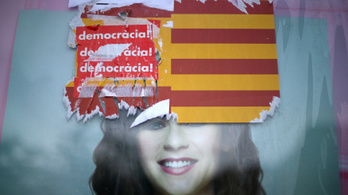 Összeült a spanyol kormány, hogy döntsön Katalónia sorsáról
