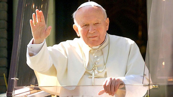 Ellopták II. János Pál pápa vérereklyéjét
