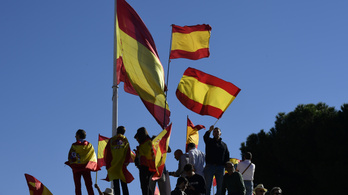 Megfosztották autonómiájától Katalóniát