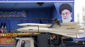 Irán bármilyen fegyvert kész felhasználni, hogy megvédje magát