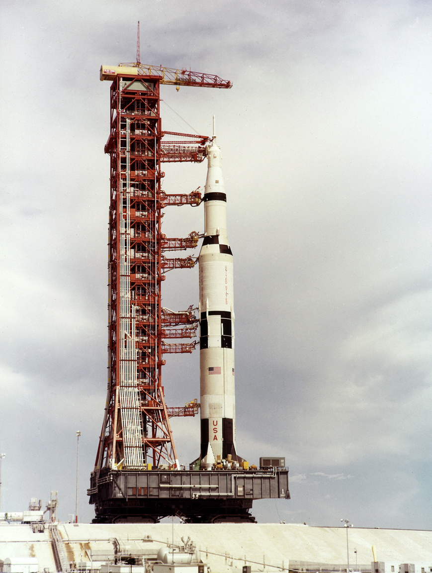 1967. november 1.: az Apollo-4 várja a 8 nap múlva esedékes kilövést a 39A startálláson.