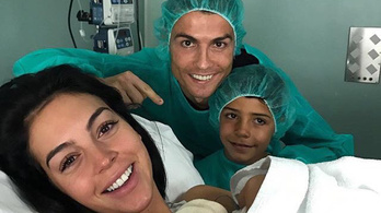 Megszületett C. Ronaldo negyedik gyereke