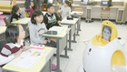 Robotok tanítják angolul a dél-koreai gyerekeket