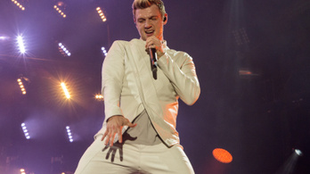 A Backstreet Boys sztárját, Nick Cartert nemi erőszakkal vádolják