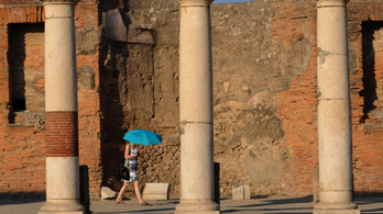 Pompeiiben disznóságokat graffitiztek a házakra